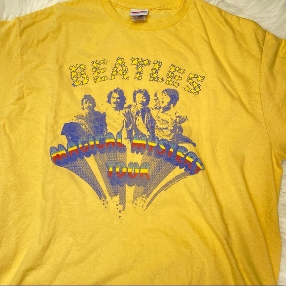 Junk Food Beatles Magical Mystery Tour Tee Med - Picture 4 of 4